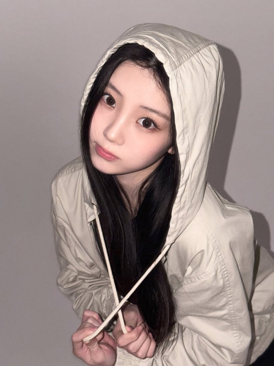 ILLIT NEWS tweet media