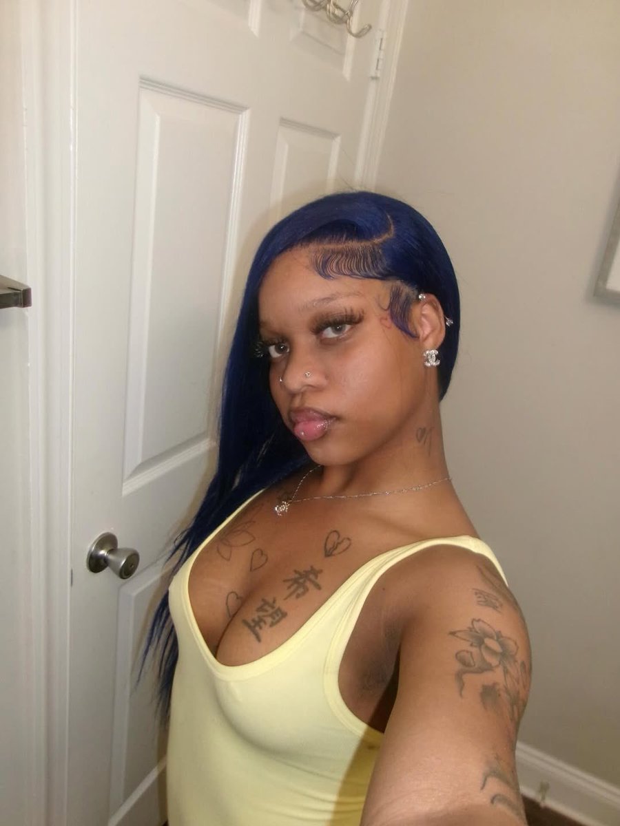 YummyHead🤑🦋😈 tweet media