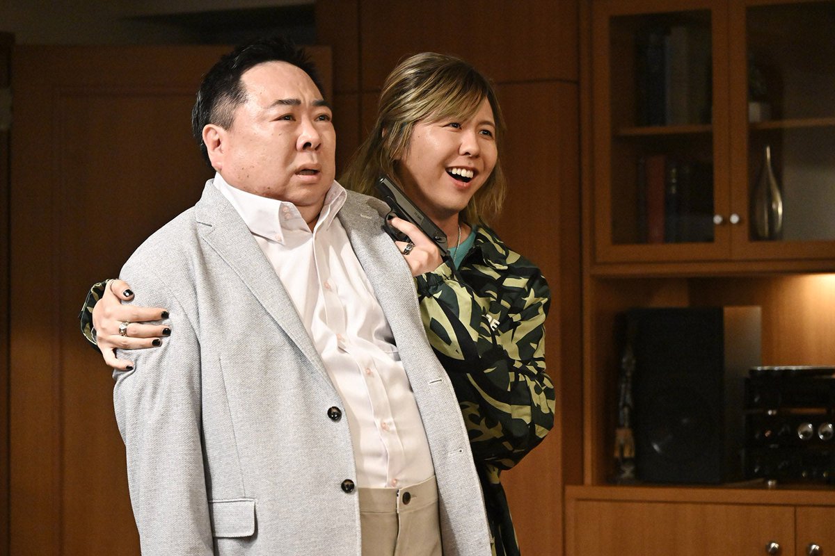 modelpress's tweet photo. 【「リブート」最終話 未回収の謎3選⏻ 】

残された伏線に注目集まる
💭「深読みしすぎた？」「続きが見たい」
https://t.co/HOum7GE9FO

▫️マー会長の正体
▫️相関図にいない“サングラスの男”
▫️早瀬陸に似た人物のタレコミ

#日曜劇場リブート @reboot_tbs https://t.co/kl7SotpHVh