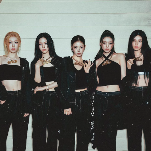 About Music tweet media