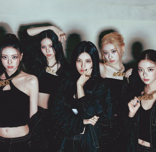 About Music tweet media