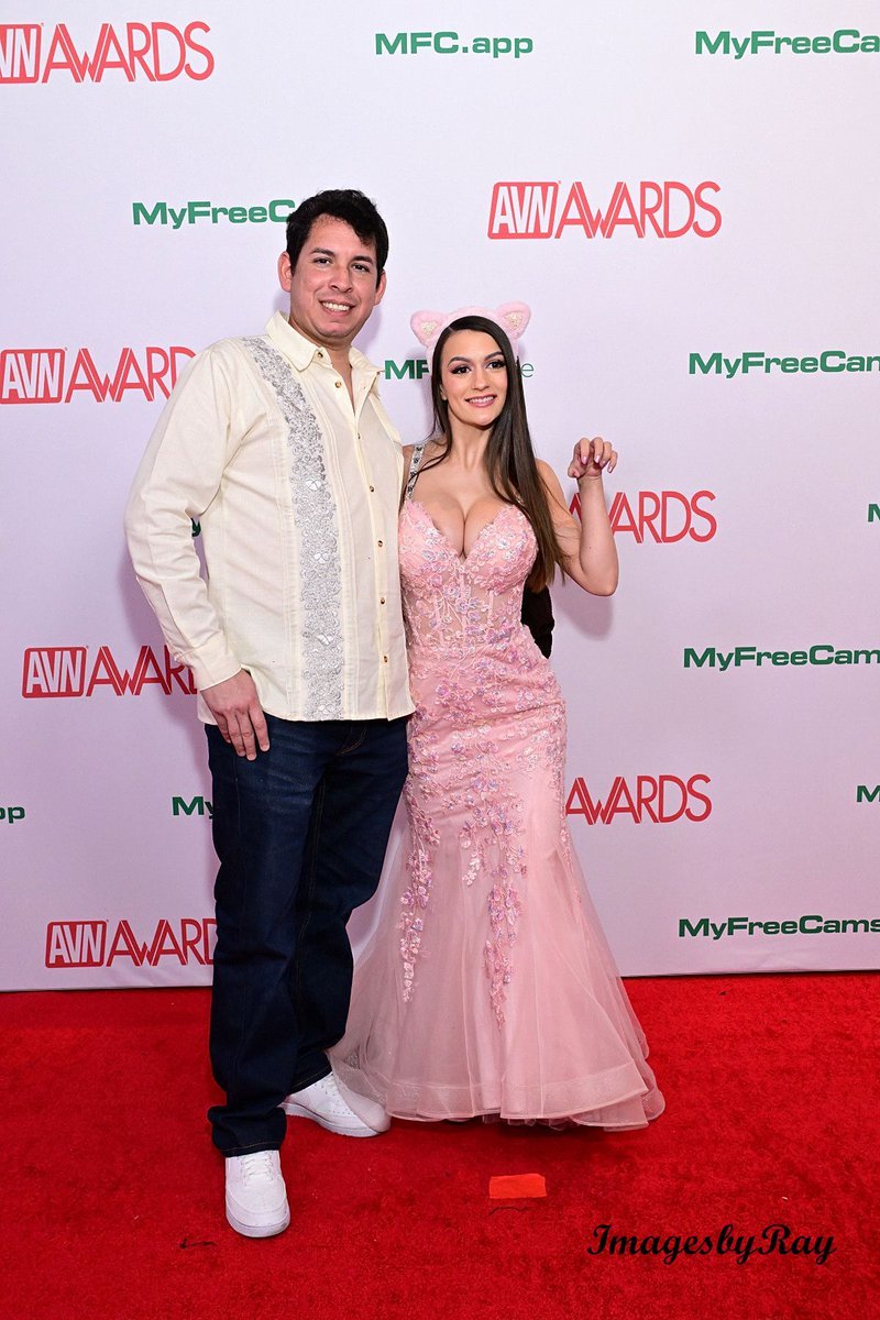 Ray - Exxxotica Chicago 4/9 - 4/13 tweet media