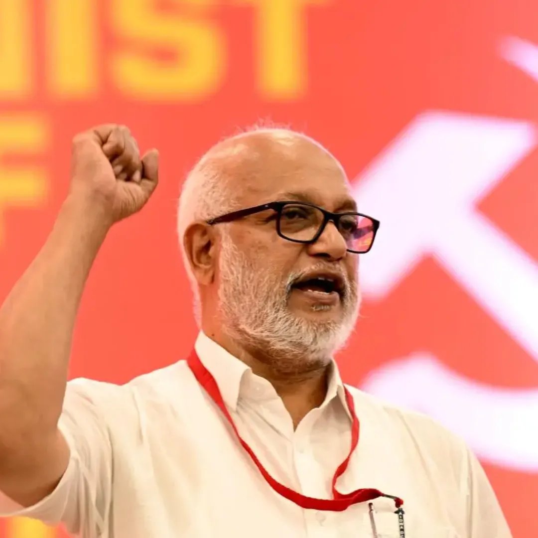 livetimes_news's tweet photo. CPM का रुख स्पष्ट: SDPI के साथ किसी भी गठबंधन या समझौते से एमए बेबी का इनकार, गुमराह कर रहा विपक्ष
पढ़ें पूरी खबर: https://t.co/yIR581KqiO 
#CPM #Politics #BreakingNews https://t.co/lYhpl6zGLf