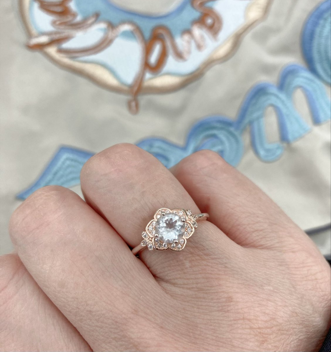 さいこ tweet media