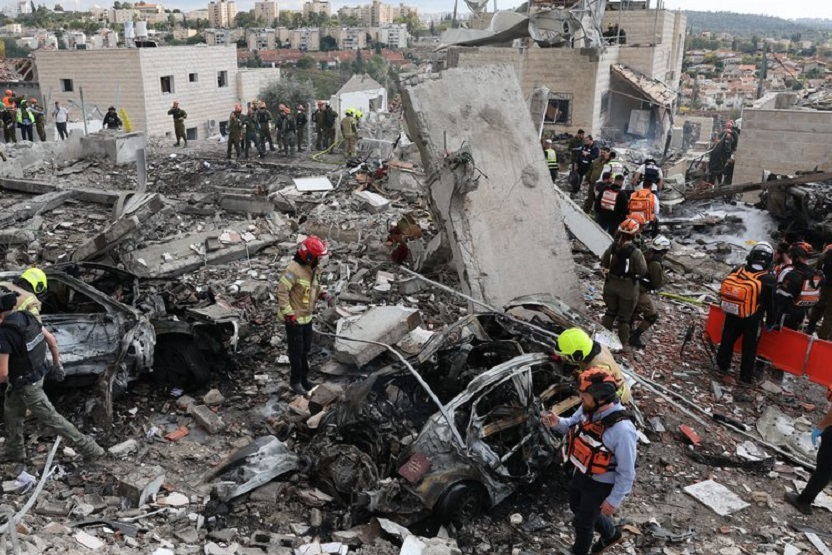 TiredEarth_FR's tweet image. Agression géopolitique et ruine écologique : le lourd tribut des frappes israélo-américaines au Moyen-Orient

#TiredEarth #écologie #guerre
🔗 tiredearth.com/news/agression…