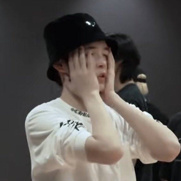 퓌휭.. tweet media