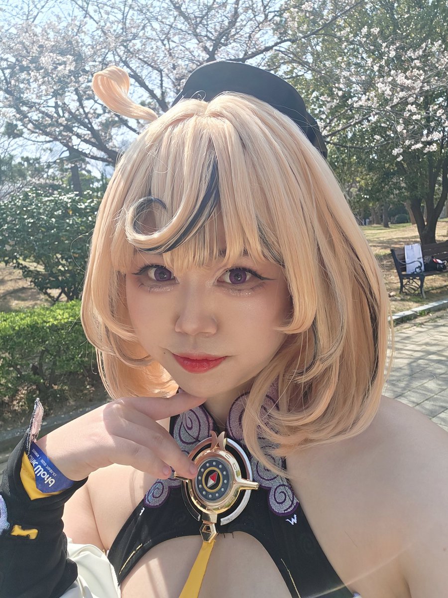 데이지 tweet media