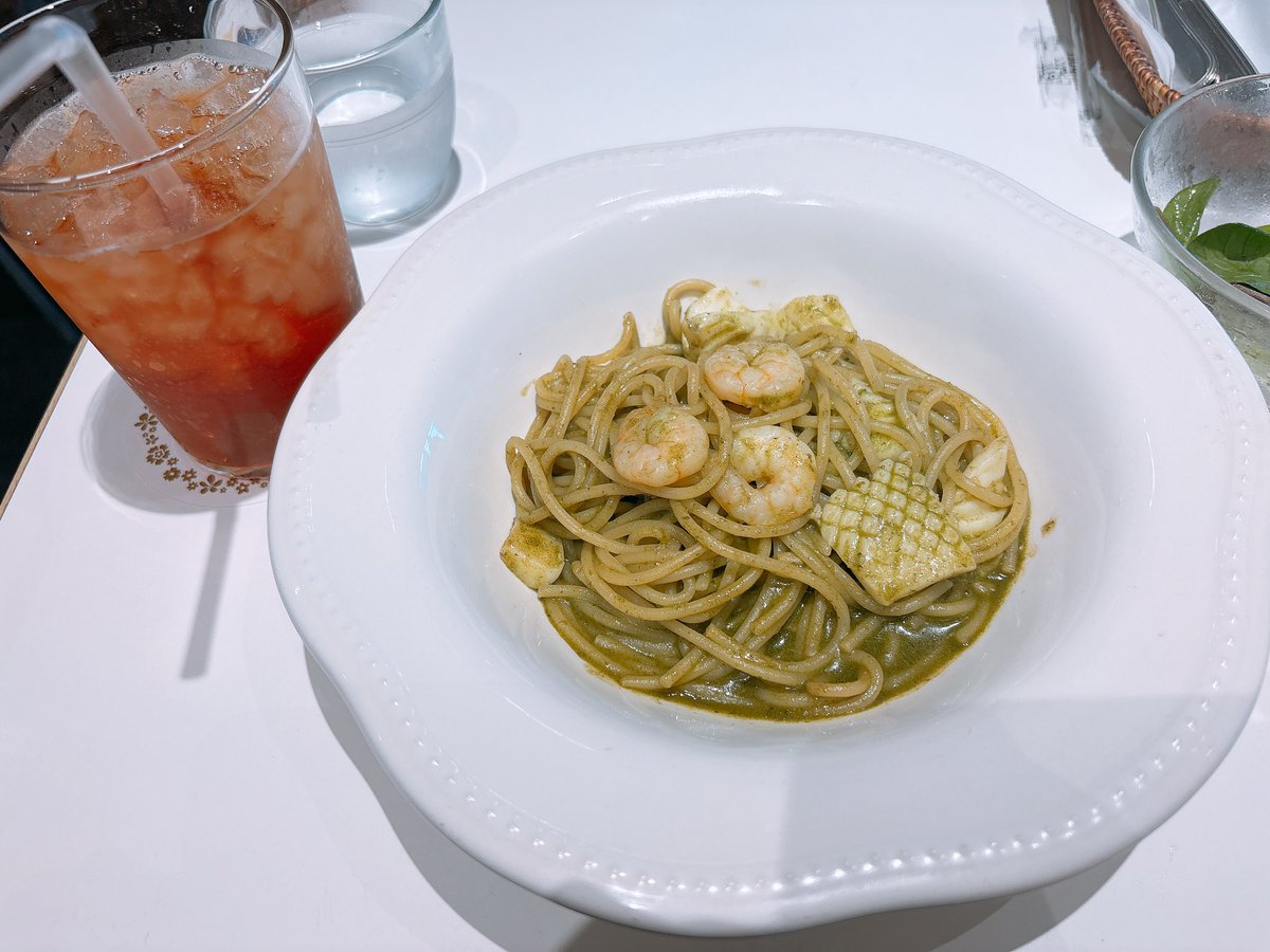 るなち tweet media