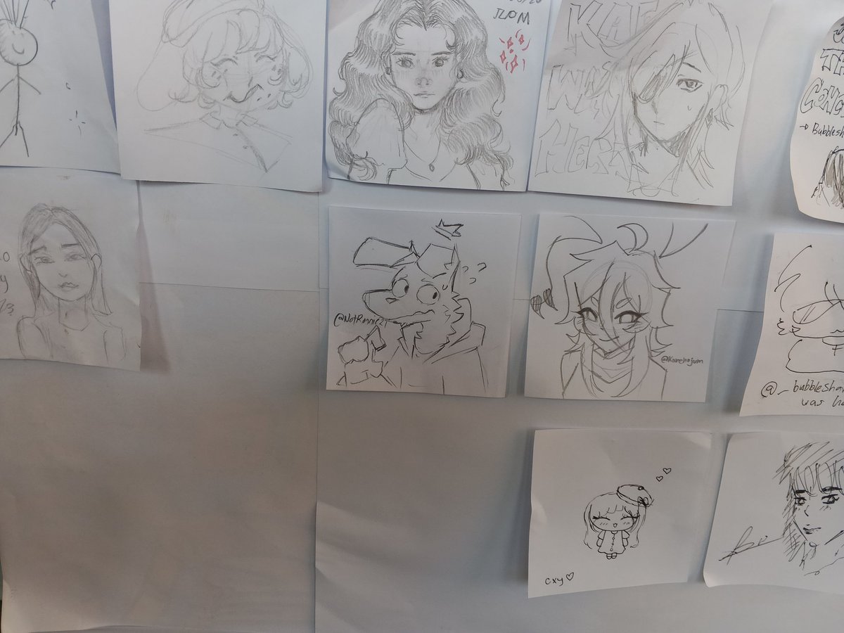 LiterallyNotRonnie tweet media