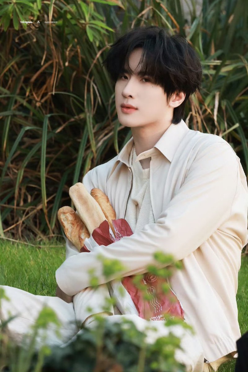 디 🌧️ • 展丞 era tweet media