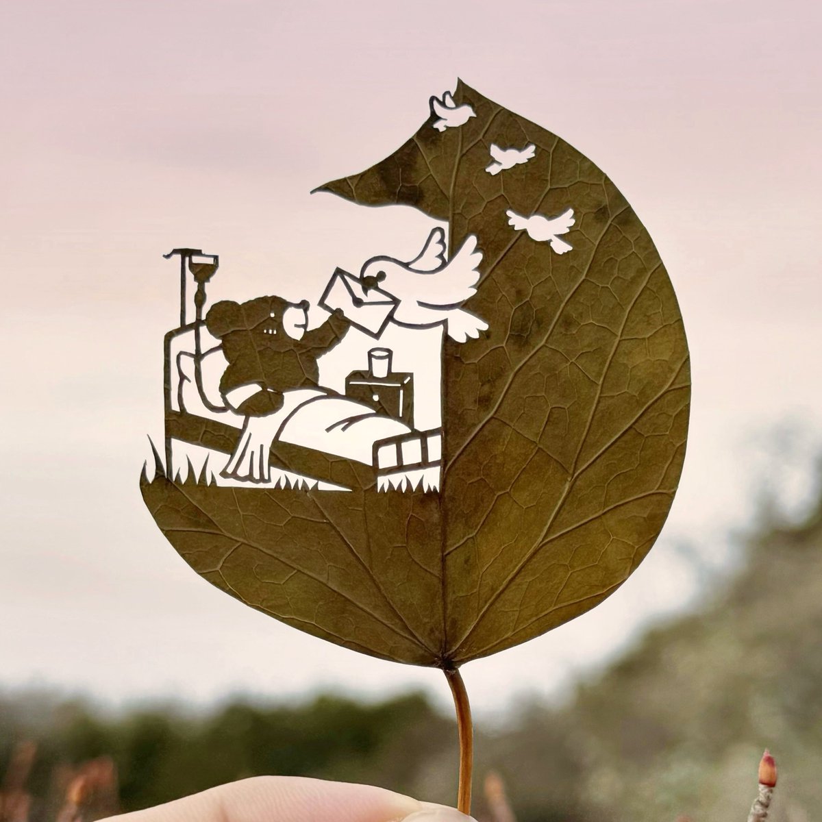 リト@葉っぱ切り絵 tweet media