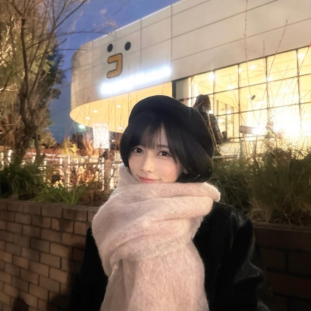 そ乃🐼最後に階段を駆け上がったのはいつだ? tweet media