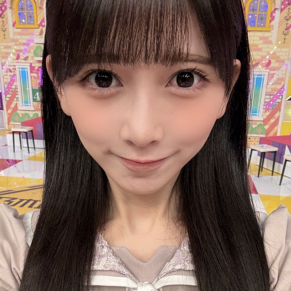 そ乃🐼最後に階段を駆け上がったのはいつだ? tweet media