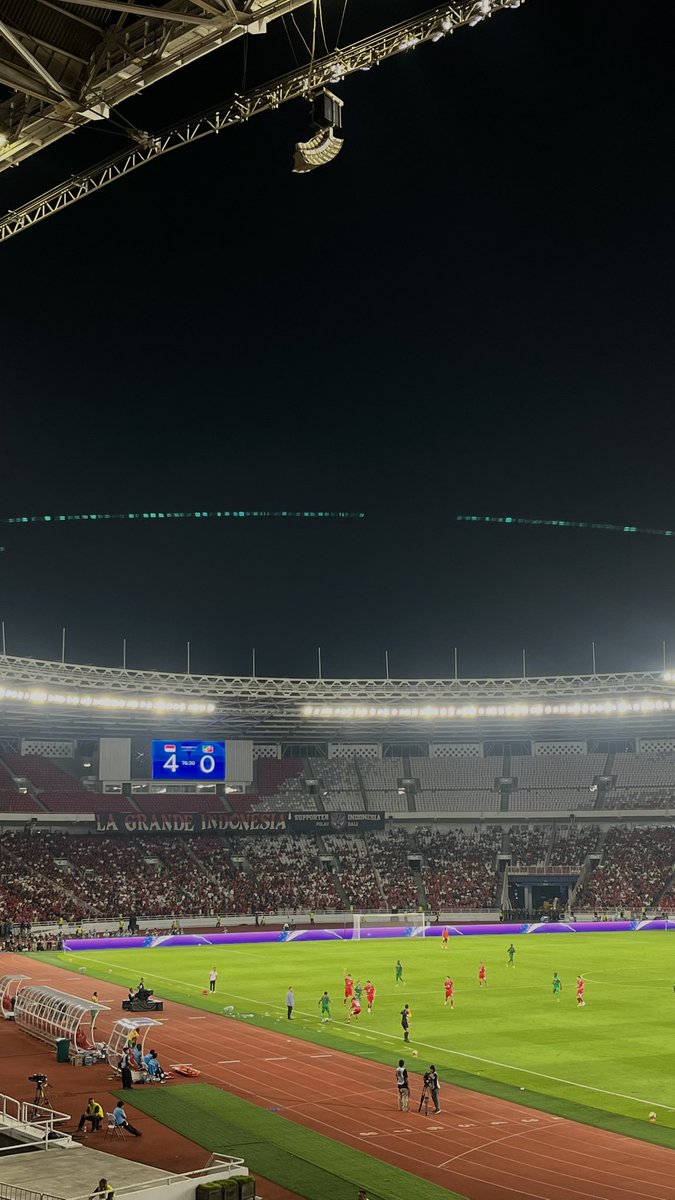 ivy ⋆˚࿔ tweet media