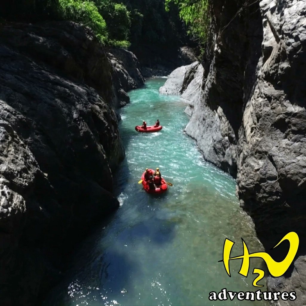 H2OAdventures's tweet photo. Ready for the tightest canyon in CR? 🇨🇷💥 Chorro’s Class IV-V rapids are peaking!

Summer Special: $89+tax for self-drive explorers. 🚗 Ends April 30. Paddle hard. Just you &amp; the gorge.

Book: https://t.co/K5NwGUaqGF or DM! 🛶🔥 #Rafting #CostaRica #Adventure https://t.co/JnFrUPn32V