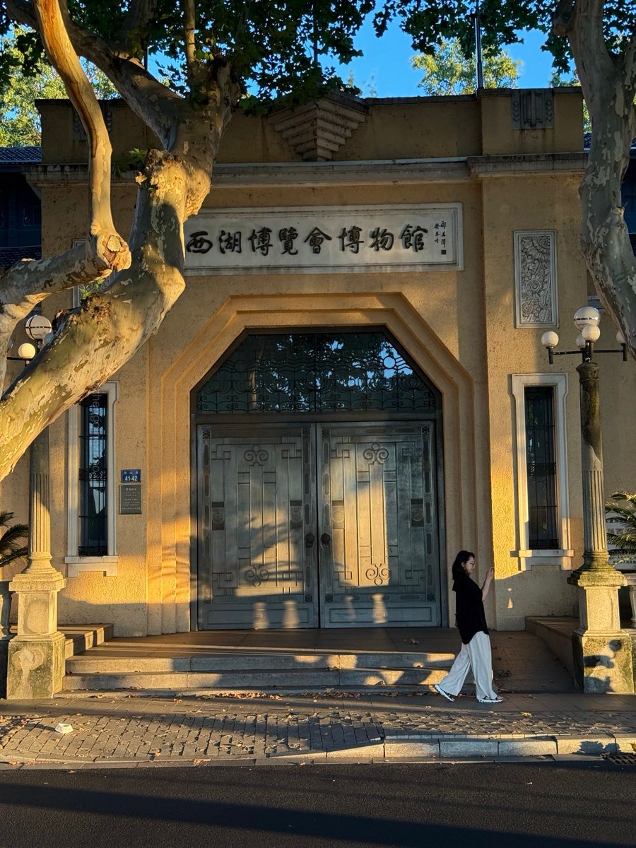 taveira melanie tweet media