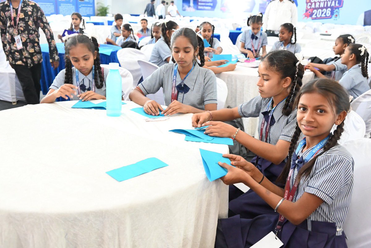 GujScienceCity's tweet image. A glimpse of exciting activities at Science Carnival 2026! 
From interactive experiments to engaging hands-on sessions, every moment at Gujarat Science City was filled with learning, fun, and discovery for visitors of all ages.
#ScienceCarnival2026 #GujaratScienceCity #Activities