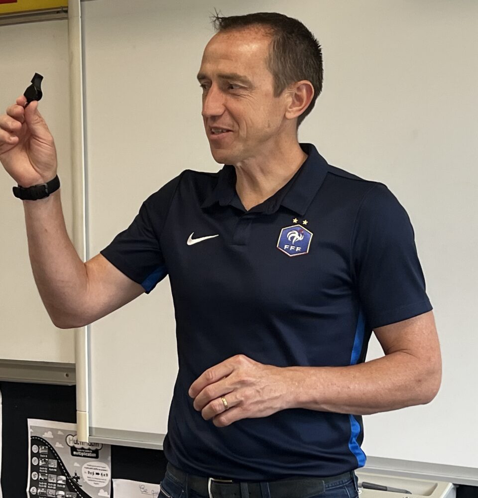 OL__Plus's tweet image. Ruddy #Buquet a été désigné arbitre central du match #Angers SCO - #OL, dimanche à 15h
#SCOOL #Arbitrage 
(FFF : olplus.fr/EVVXD)