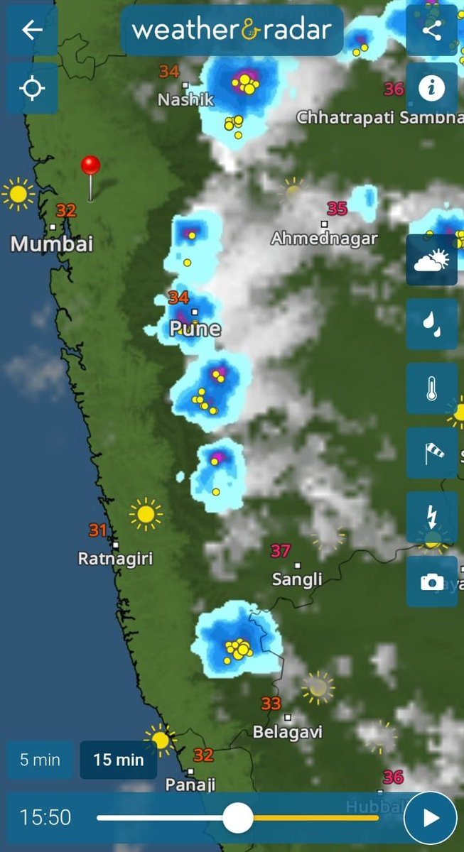 meet_abhijit's tweet image. As expected, #Thunderstorms are popping up over interior leeward side at #Deccan #Maharashtra right along the #LWD convergence line. 🌩️

Meanwhile, massive #hailstorm reports are coming in from areas of western #Pune. ❄️⚡

1st video from #Hinjawadi. VC: @vineet_mausam

2nd video