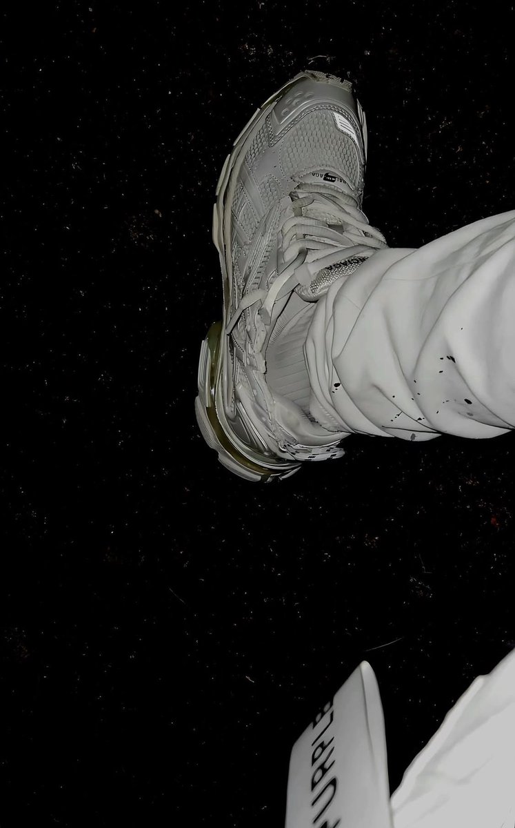 Findom Expert 💶😂 tweet media