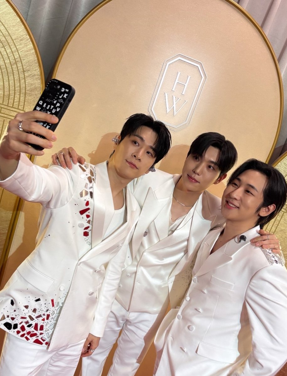 원이 이모 tweet media