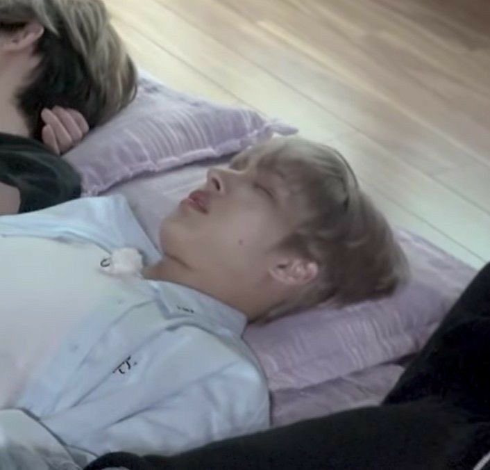 mngggi's tweet photo. ITS MINGI MONDAY EVERYONE GET MORE MINGIPILLED https://t.co/Xo7Rab33qh