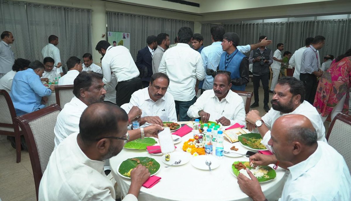 Telangana CMO tweet media