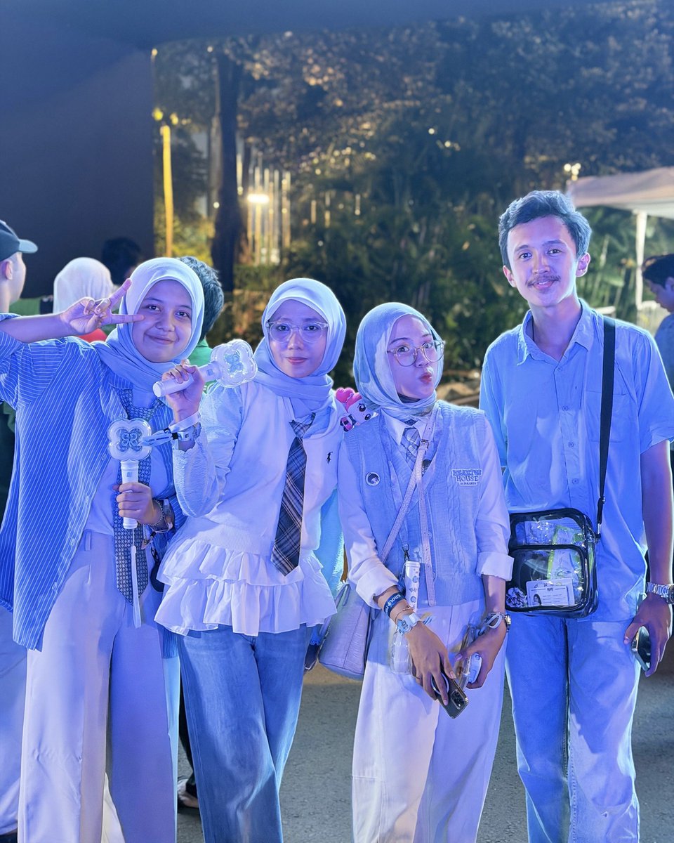 ˖ ࣪ dis ꒱ ! 🐇🎀 tweet media