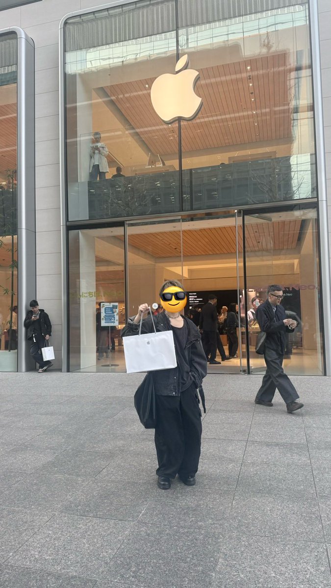 てねろ tweet media