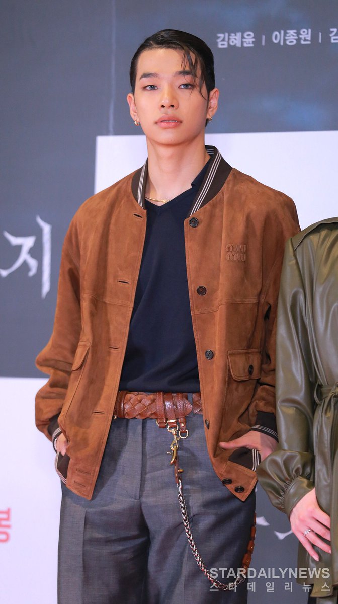 돌고래 tweet media