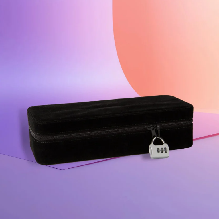 Holiday Products tweet media