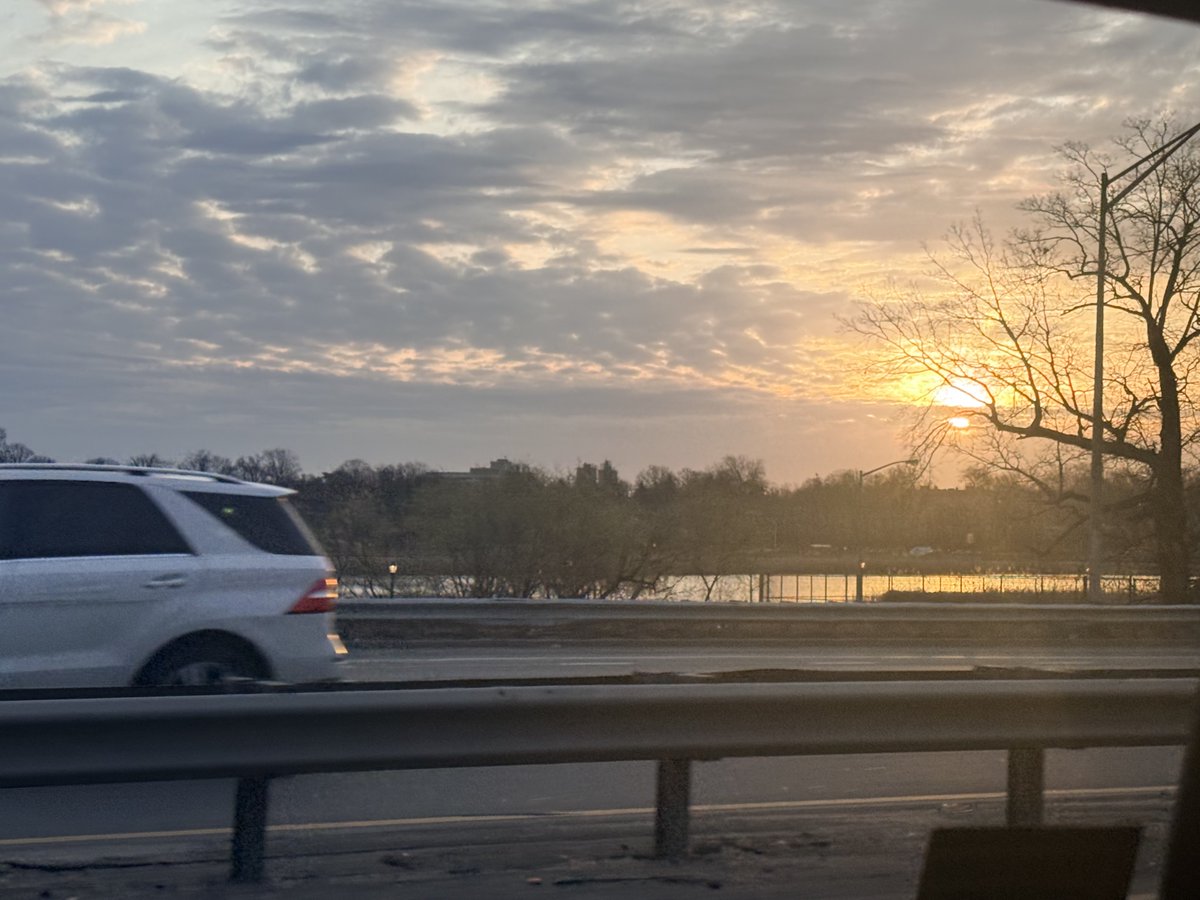 Deborah Roberts tweet media