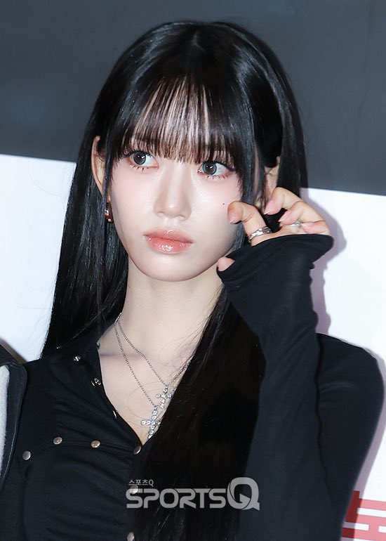 KIM SOOIN GLOBAL tweet media