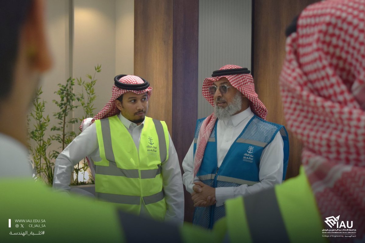 كلية الهندسة tweet media