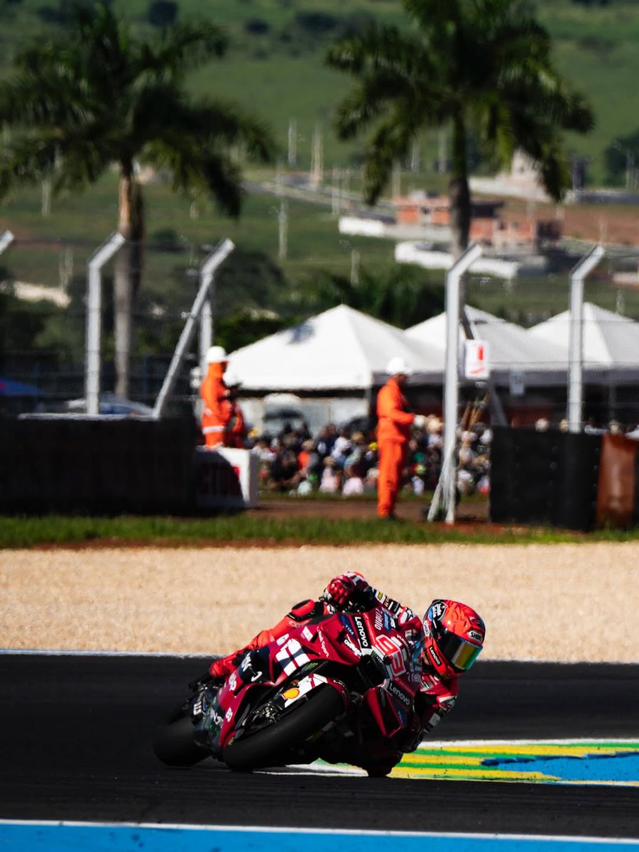 Motofamily GP. tweet media