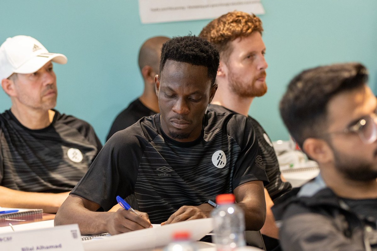 Coachayere tweet media