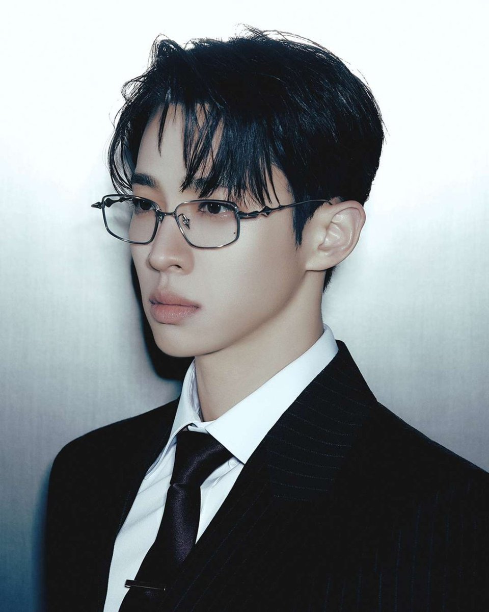 유리🪽 tweet media