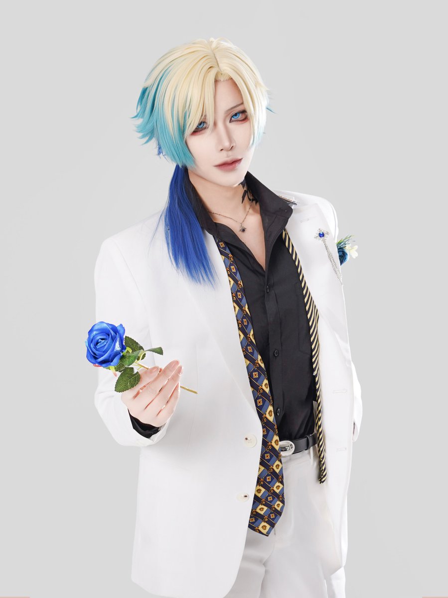 락온블루 2회 (프로필 공개) tweet media