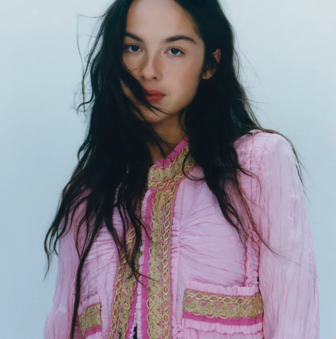 About Music tweet media