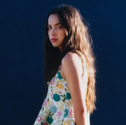 About Music tweet media