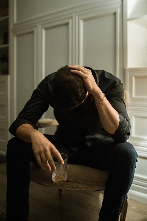 Addiction can push families to their breaking point. Intervention and professional guidance can help restore hope. Behavioral Help Solutions works with families in crisis.

#depression #anxiety #trauma #addiction #AddictionHelp #FamilySupport