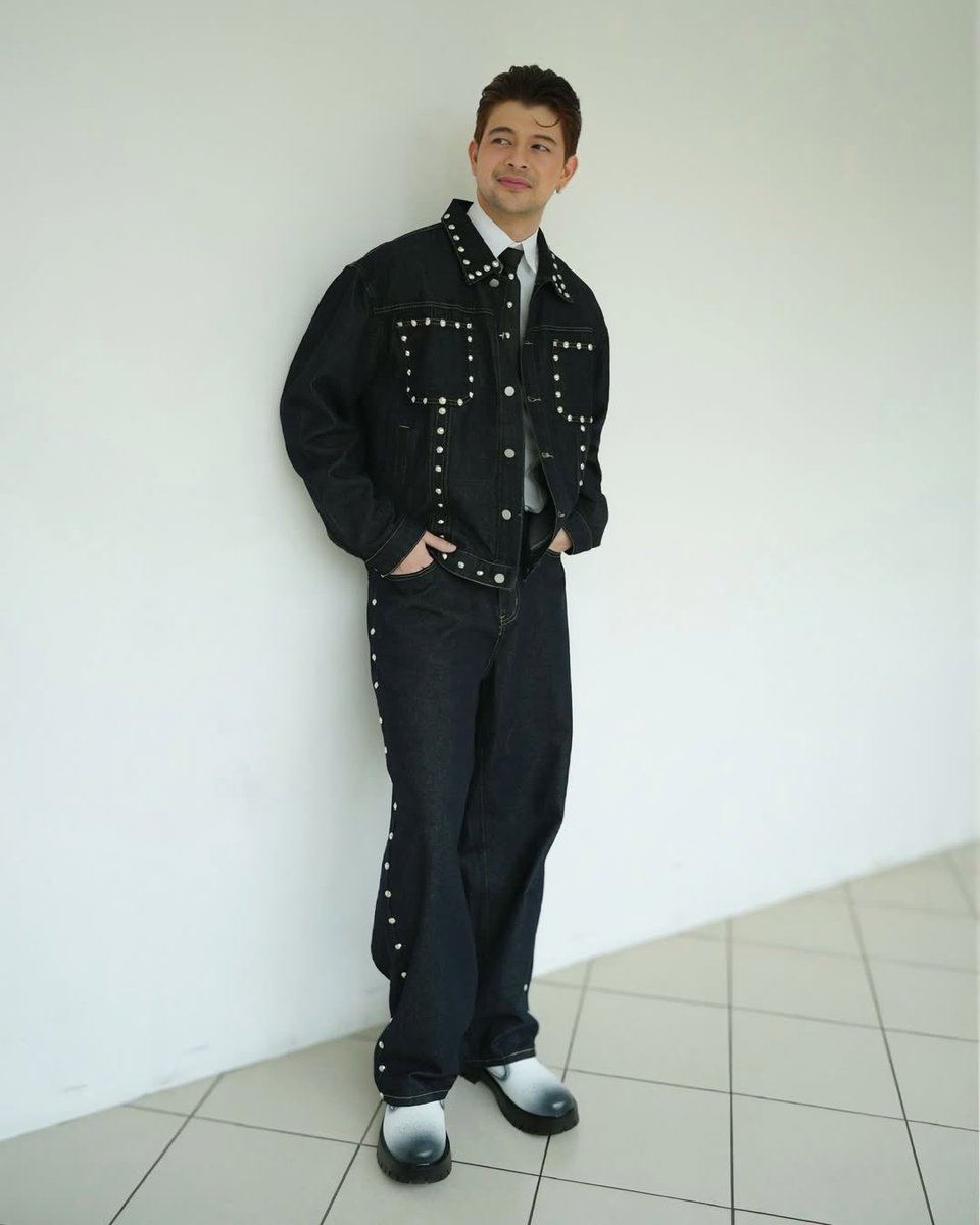 RAYVER CRUZ DAILY tweet media