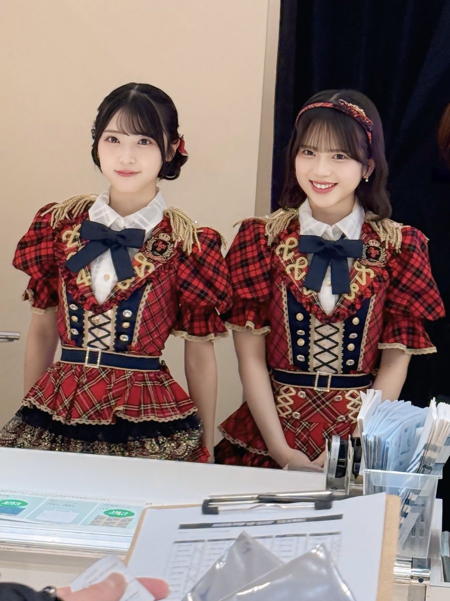 2026.3.30
AKB48 大衣装展 -時代を彩った装跡-
@ 大丸東京店

佐藤綺星ちゃん(<a href="/airi_sato0624/">佐藤綺星</a> )
川村結衣ちゃん(<a href="/yui_kawamura/">川村結衣（AKB48）</a> )

あいゆい👼🏻🍓

#佐藤綺星
#川村結衣
#AKB48