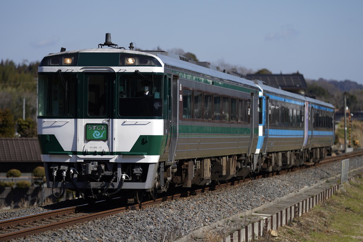 yanagi185's tweet photo. #定期列車を撮ろう
定期列車の不定期ネタ https://t.co/qmjBPj54oX