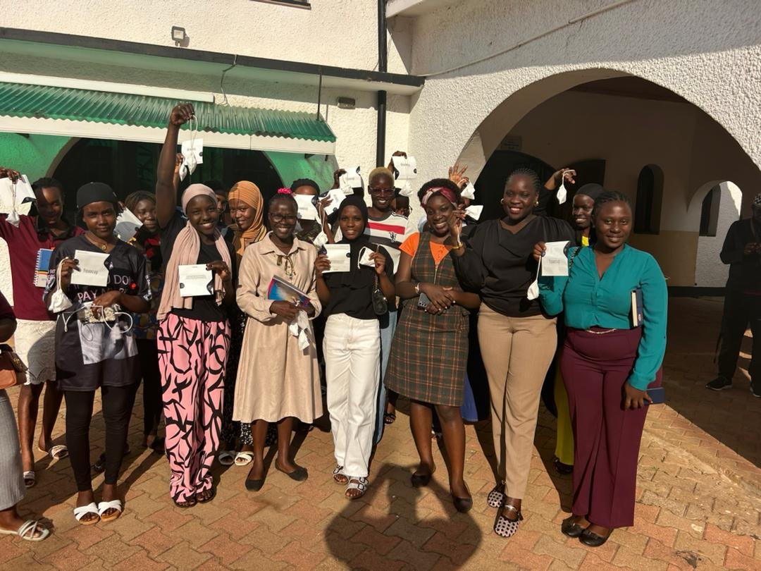 IriseEastAfrica's tweet photo. With continued support from @thecovaproject, we have expanded access to #FlowCups and menstrual hygiene management (MHM) sessions across Jinja, Iganga, and Kampala, reaching school girls, university students, and communities.
Together with health workers and VHTs, we’re strengthening community support systems so women and girls can manage their periods safely, confidently, and with dignity using sustainable solutions. @thecovaproject @LillianBagala
#SustainableMenstrualSolution
#MenstrualJusticeForAll