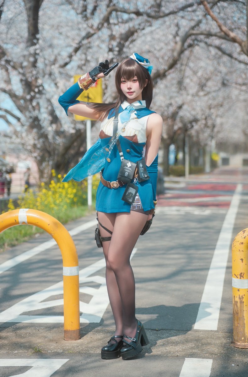 ひな히나🐰💘2/6-7台湾FF 2/22コスホリ tweet media