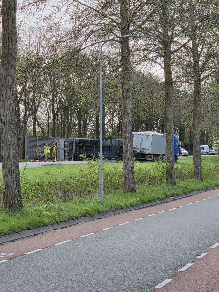 N18 tussen Groenlo en Eibergen volledig afgesloten wegens ernstig ongeval