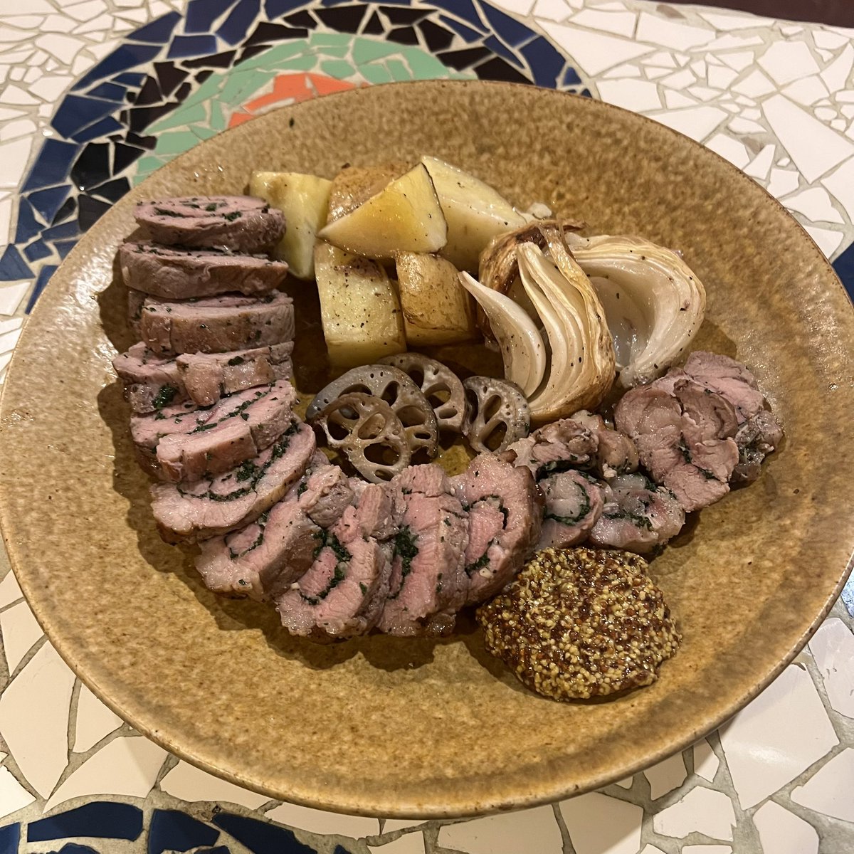 tamutamucafe tweet media