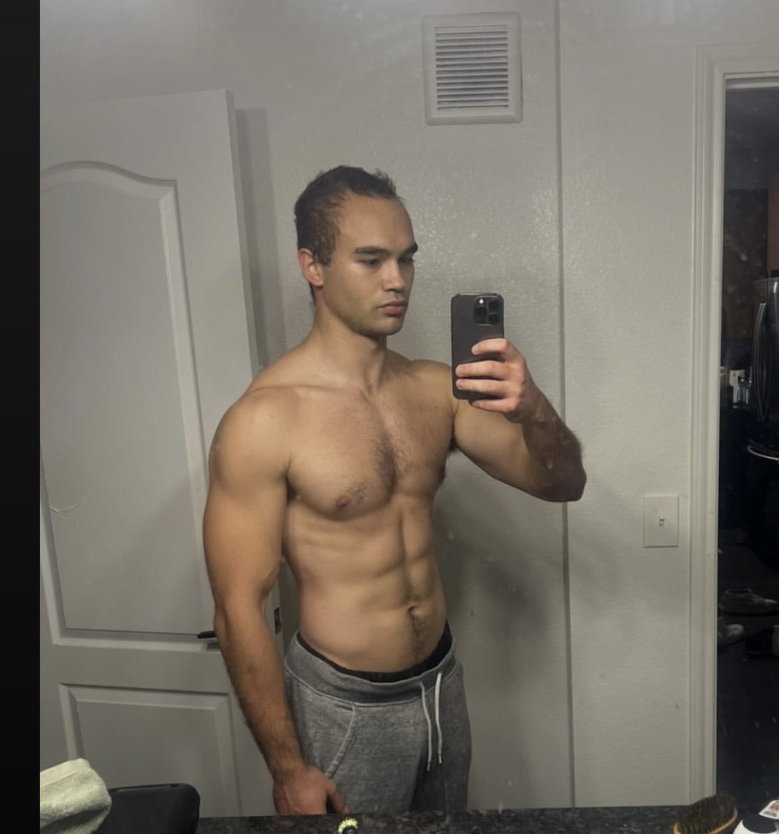 DoubleTaz tweet media