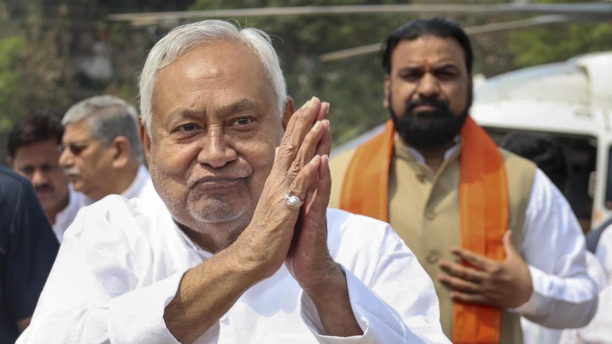 imsahilsk's tweet photo. Bihar update :- नीतीश कुमार का इस्तीफा आज!
बिहार CM नीतीश कुमार आज विधान परिषद (MLC) से इस्तीफा देंगे। राज्‍यसभा चुनाव जीतने के बाद संवैधानिक नियम के तहत ये कदम। बिहार में नया CM कौन? राजनीतिक हलचल तेज़! 📰
#nitishkumar
#IndianPolitics
#3YearsOfPathuThala
#RIPDMKManifesto https://t.co/k3N6dyassG